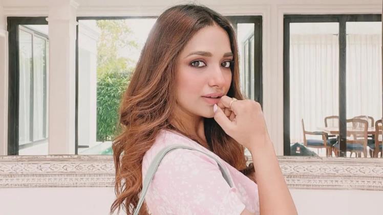 Jia Shankar Height, Age, Biography, Family, Marriage & Wiki