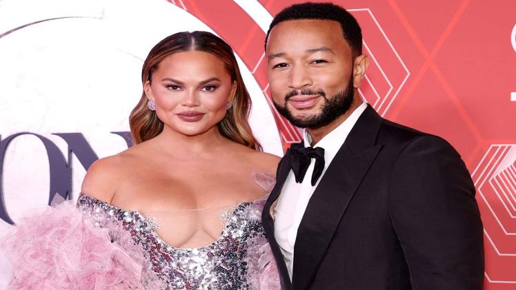 John Legend Height, Weight, Age, Bio, Body Stats, Net Worth & Wiki