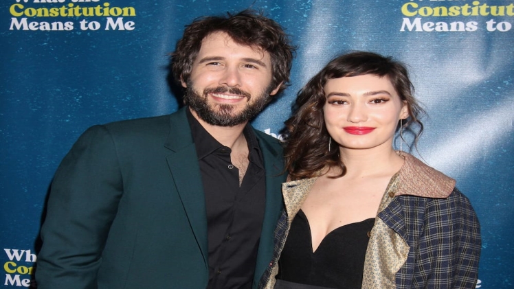 Josh Groban Height, Age, Biography, Marriage, Net Worth & Wiki