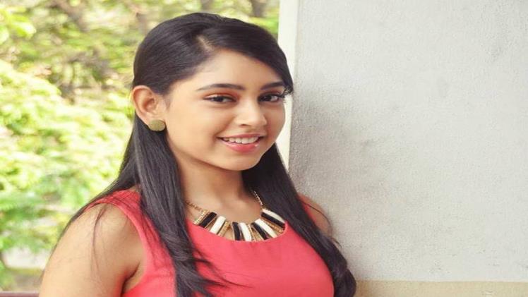 Niti Taylor Height, Weight, Age, Bio, Body Stats, Net Worth & Wiki