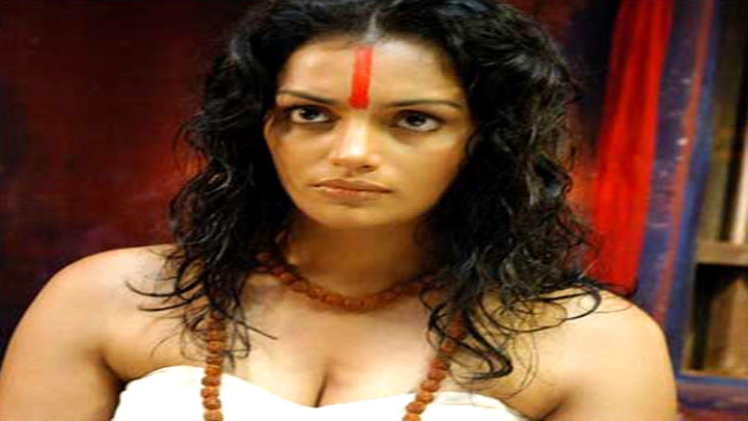 Shweta Menon Height, Weight, Age, Bio, Body Stats, Net Worth & Wiki