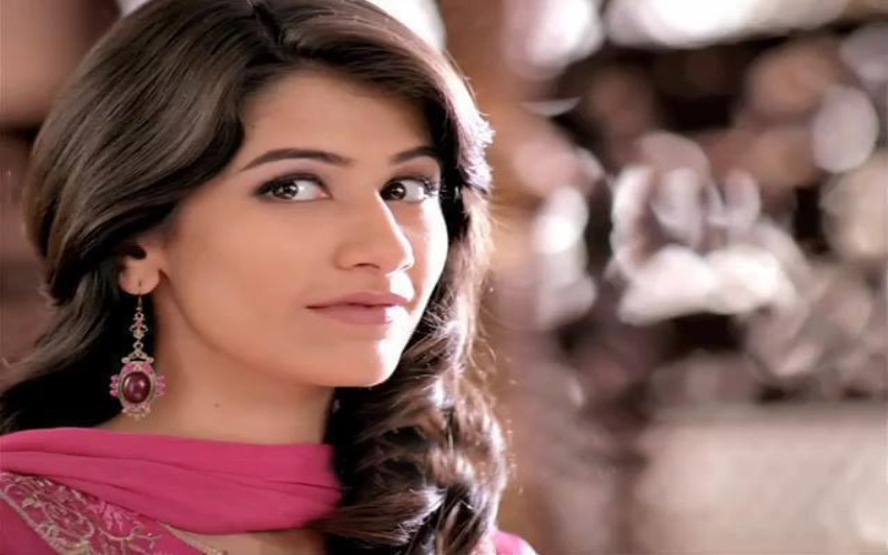 Syra Yousuf Height, Weight, Age, Bio, Body Stats, Net Worth & Wiki