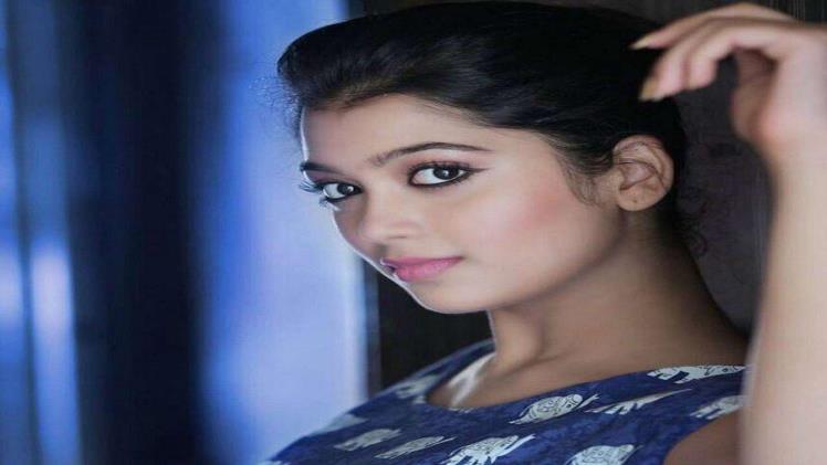 Digangana Suryavanshi Height, Weight, Age, Bio, Body Stats, Net Worth & Wiki